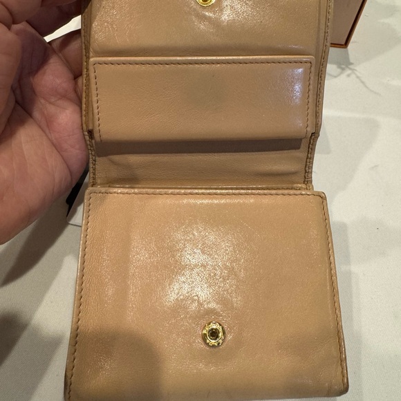 Authentic Prada small soft leather wallet with authenticity card and box - Picture 10 of 15